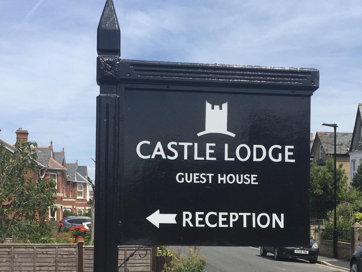 Castle Lodge Guest House Newport  Exteriér fotografie